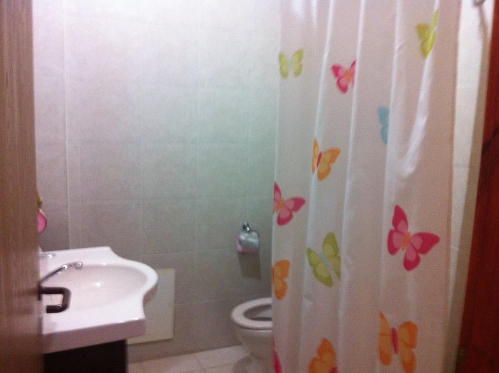 Blueberry Rooms Qaşrīn Εξωτερικό φωτογραφία