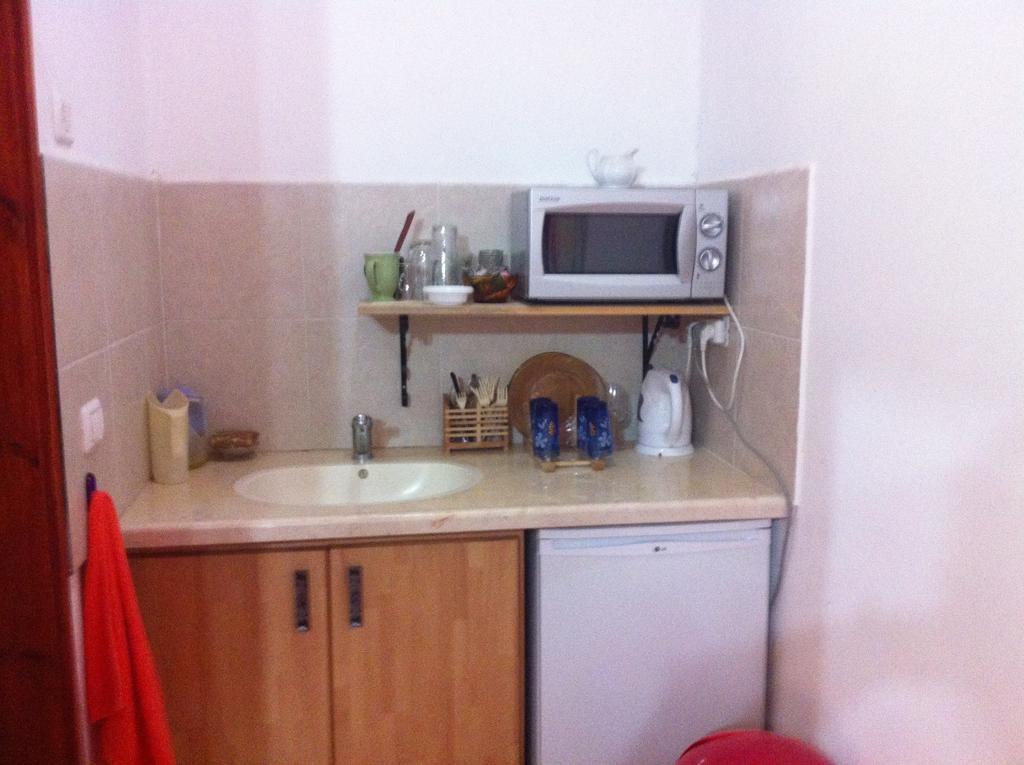 Blueberry Rooms Qaşrīn Εξωτερικό φωτογραφία